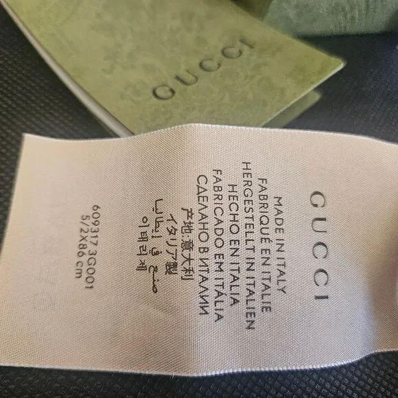 Authentic Gucci Flora Print Silk Neck Bow - Picture 4 of 5